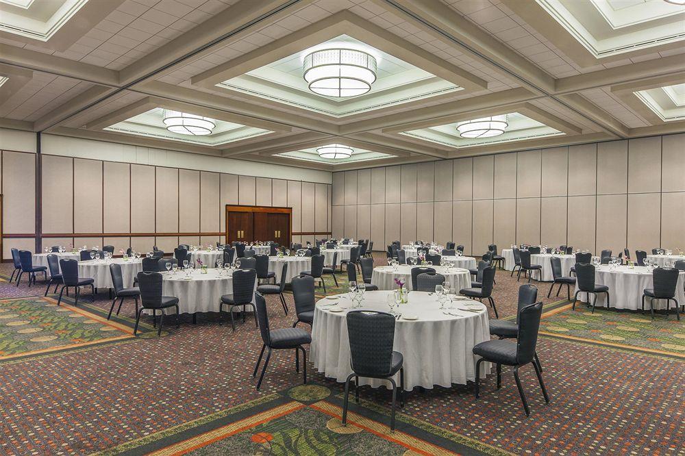 Sheraton Kansas City Hotel At Crown Center Ngoại thất bức ảnh