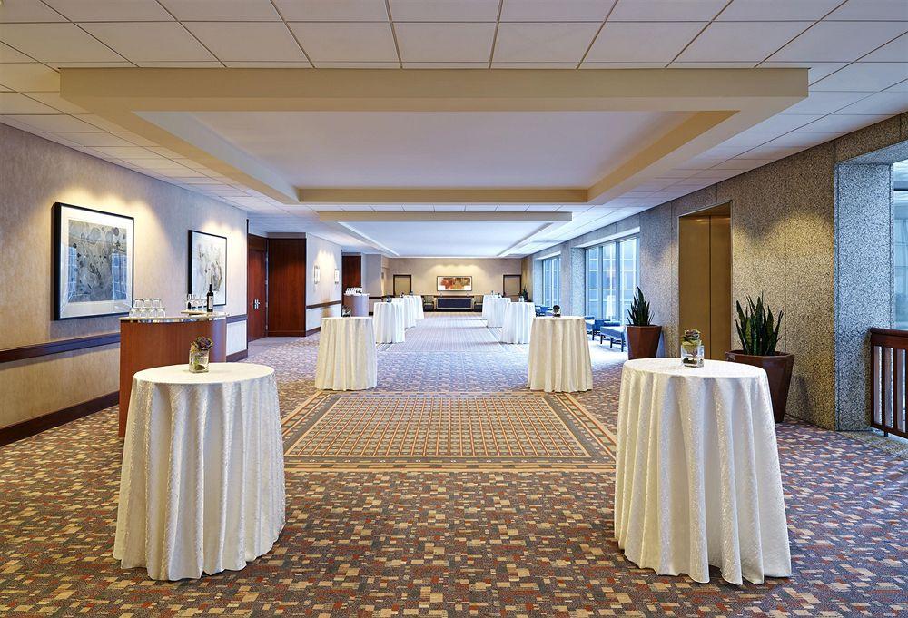 Sheraton Kansas City Hotel At Crown Center Ngoại thất bức ảnh