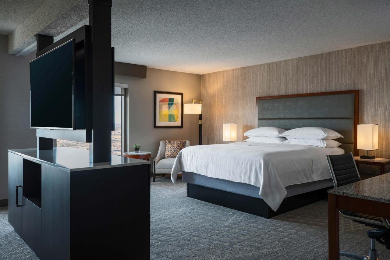Sheraton Kansas City Hotel At Crown Center Ngoại thất bức ảnh